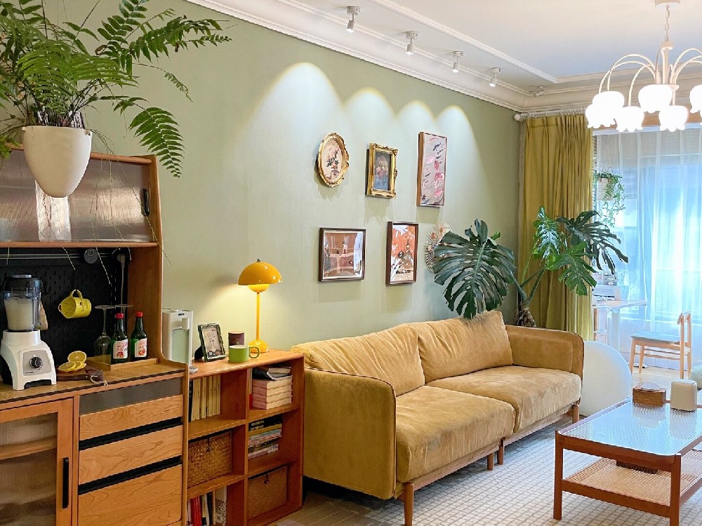 把家裝成彩色，給黯淡的生活注入一道光